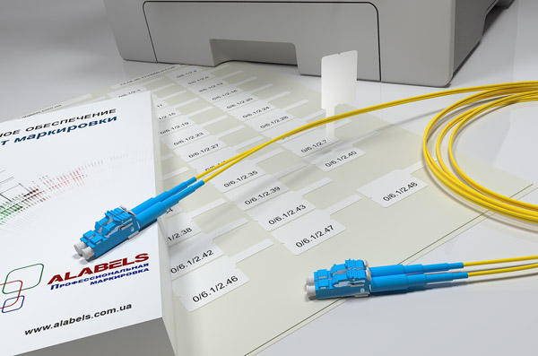 Инструкция по маркировке оптического патч-корда с помощью маркировочного флажка, шаг  2